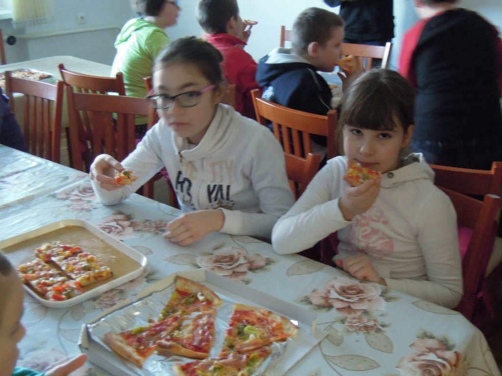 Pizza party fara Opatova 3.2.2014 005