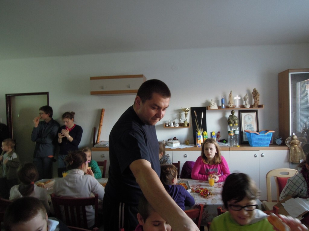 Pizza party fara Opatova 3.2.2014 023