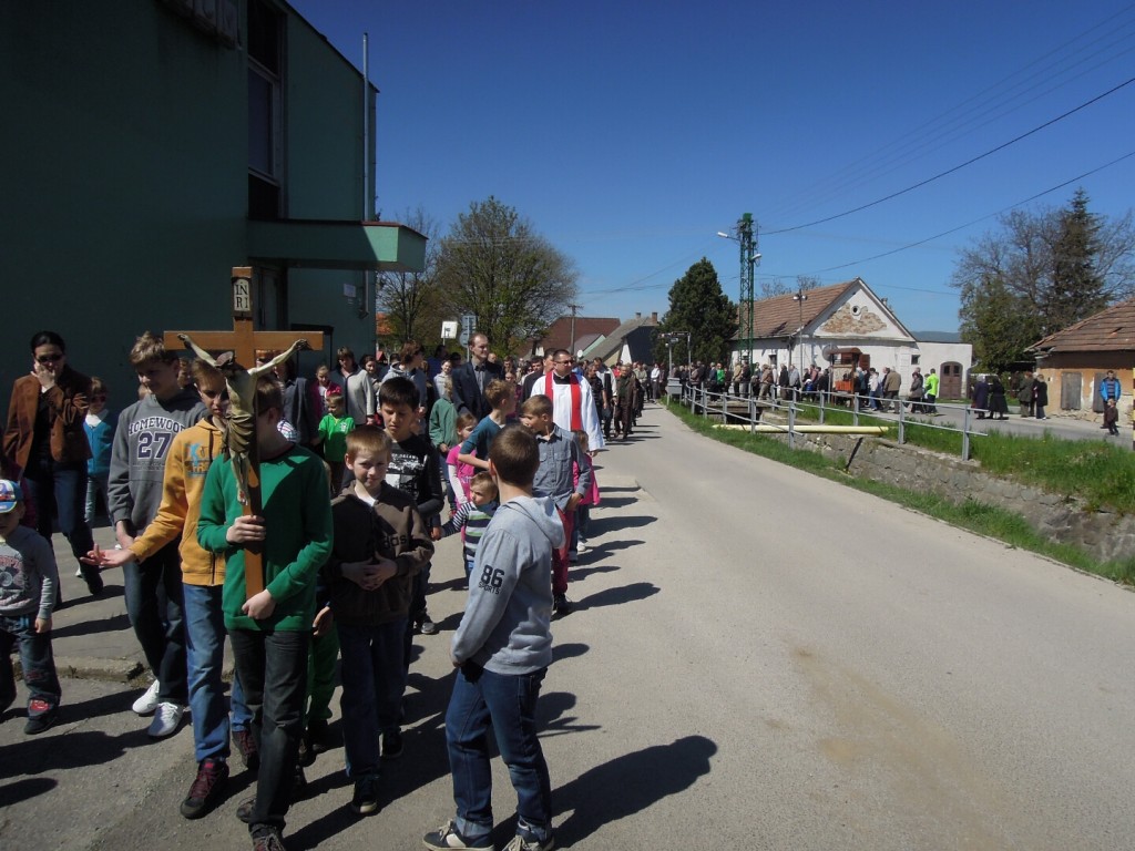 Krizova cesta 18.4.2014 foto Dominik Hricko (10)