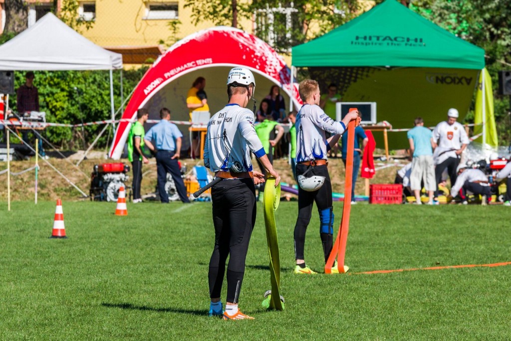 Sutaz DHZ 16,5,2015 Anton Novotny (16)