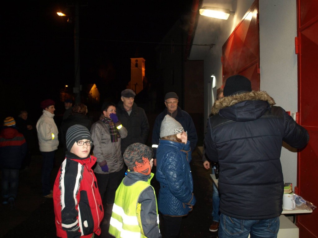 Vianocny punc s poslancami 22. 12.2015 (3)