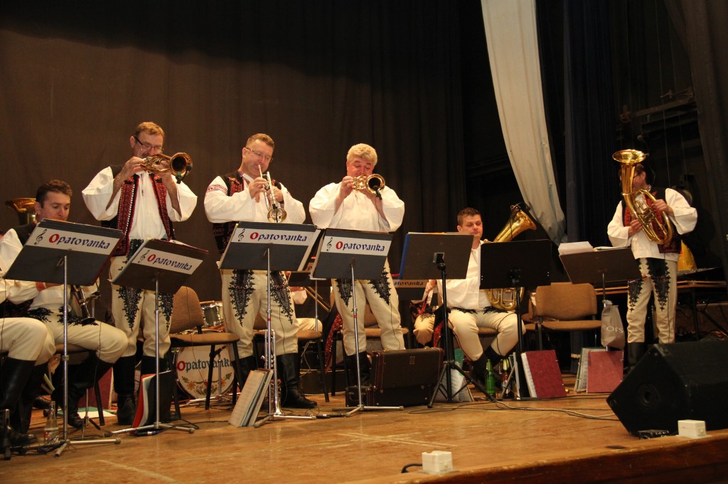 Pochovavanie basy 9.2.2016 J.K (115)