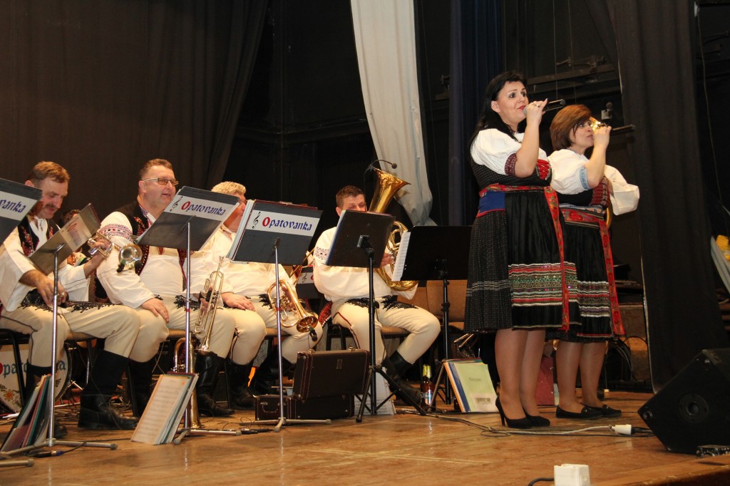 Pochovavanie basy 9.2.2016 J.K (125)