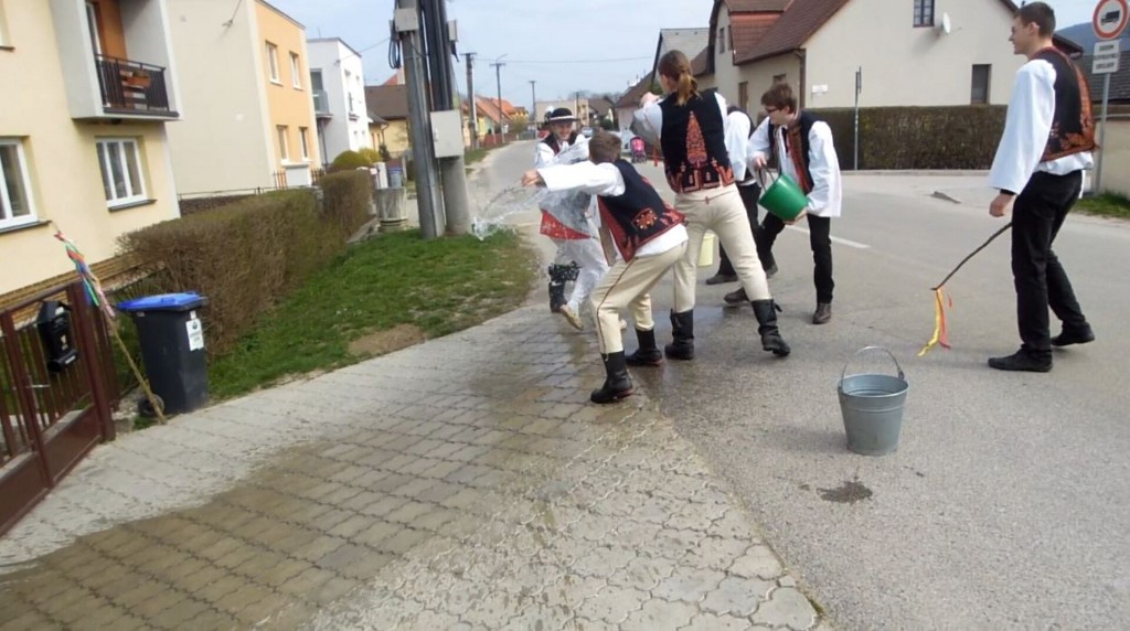 Velka noc oblievacka 28.3.2016  (35)
