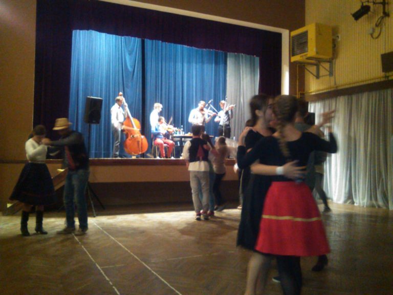 folklorovica-1102016-l-l-8
